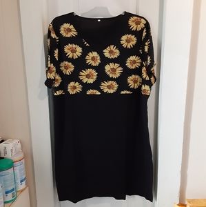 EMERY ROSE Sunflower TShirt Drss 4X